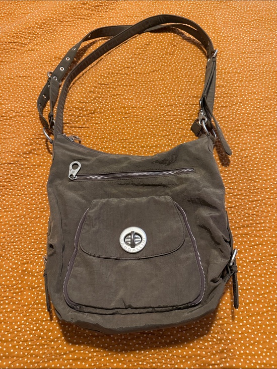 Baggallini Handbags - Baggallini Dark Brown Crossbody Shoulder Bag with Turn-Lock Pocket